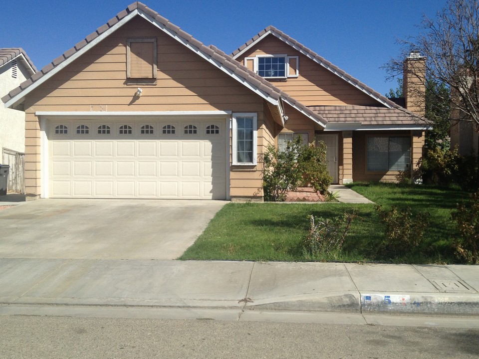 5345 Sunburst Drive