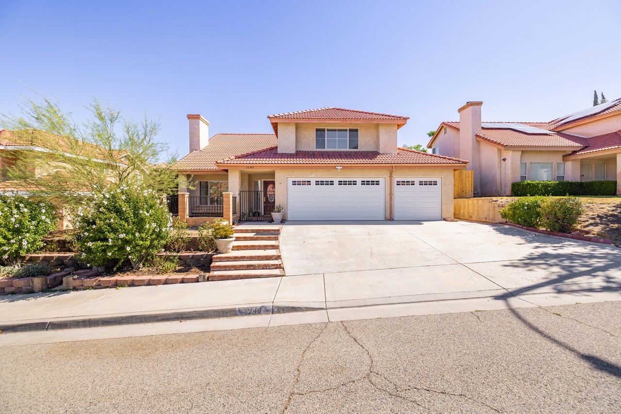 1040 Marigold